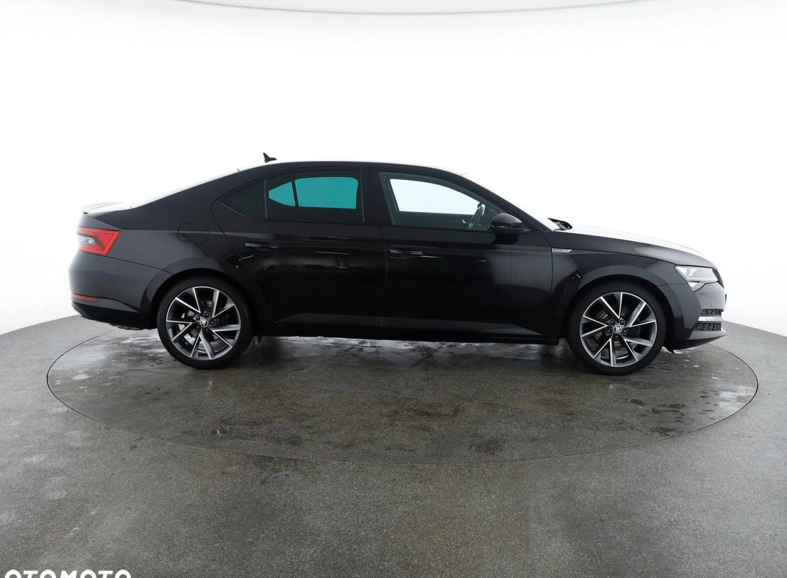 Skoda Superb cena 125900 przebieg: 87796, rok produkcji 2020 z Rybnik małe 781